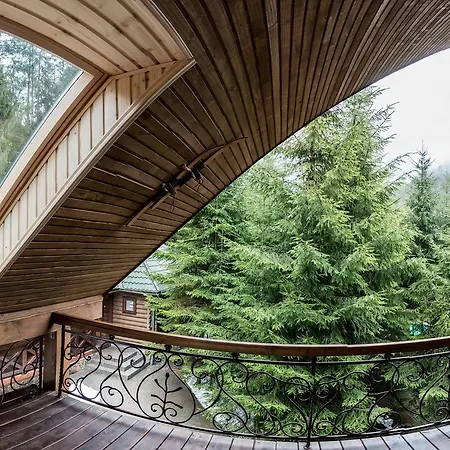 Dom wakacyjny лісовий маєток Sławsko